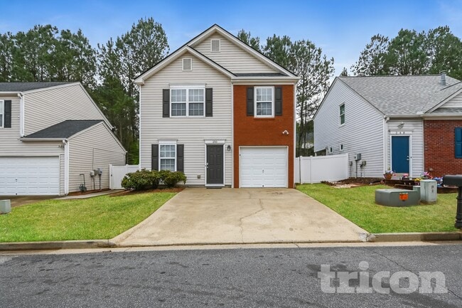 Building Photo - 250 Oak Grove Way