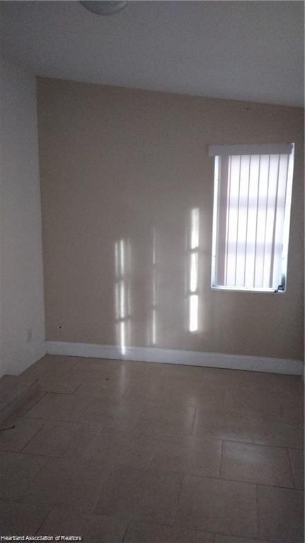 Foto del edificio - 120 Lake Francis Rd