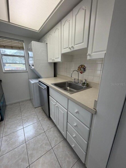 Foto del edificio - 2419 SE 16th Ave