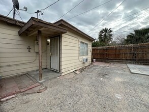 Building Photo - 1516 Linden Ave