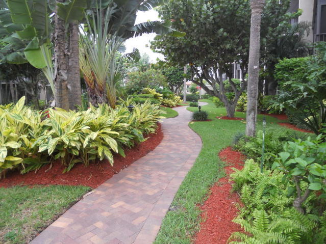 Building Photo - 3605 S Ocean Blvd