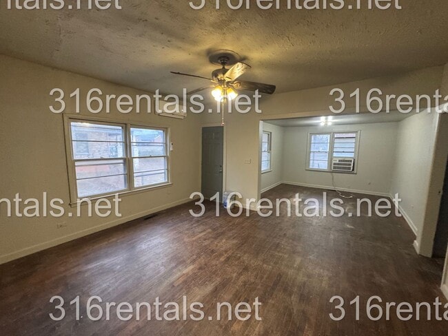 Foto del edificio - $850- 3 bed 1 bath - Single Family Home