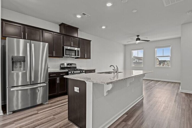 Foto del edificio - Build Equity While Leasing - Lease and Own...