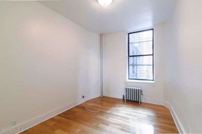 Building Photo - 180 Borinquen Pl