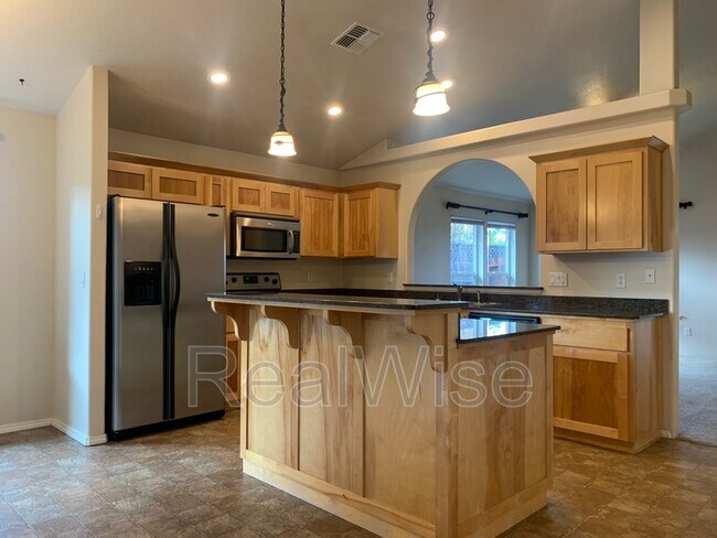 Foto del edificio - 1443 SW Sturgeon Ct