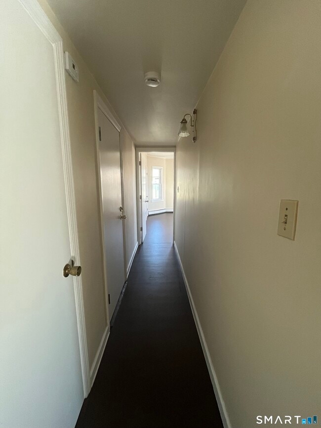 Building Photo - 314 High St