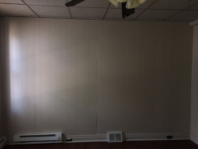 Foto del edificio - 2 Bdrm Row Home