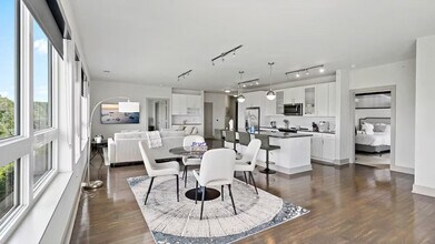 Building Photo - 7370 Montcalm Dr