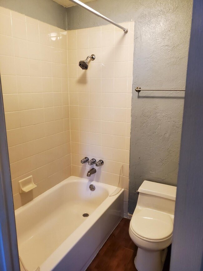 Updated shower - 925 Columbia Rd