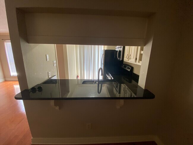 Foto del edificio - 3100 Fairfield Ave