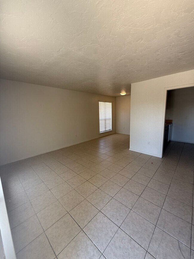 Foto del edificio - 1003 NW 50th St