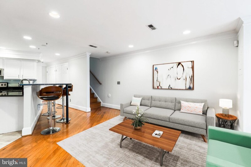 Foto principal - 521 Florida Ave NW