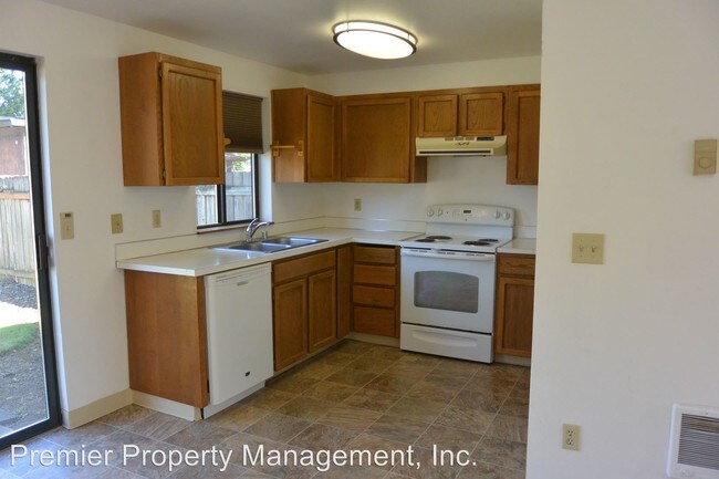 Foto del edificio - 2 br, 1.5 bath Apartment - 843 G Street