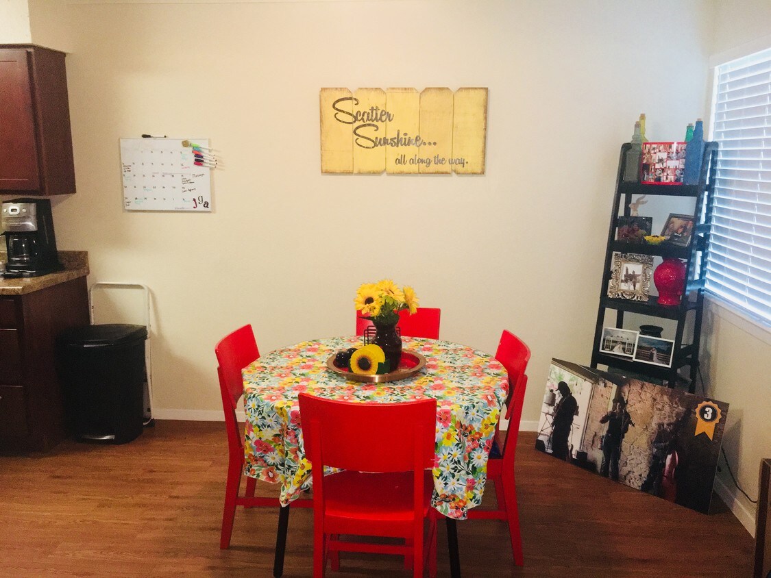 Foto principal - 1707 Aquarena Springs Dr