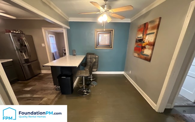 Building Photo - 2282 Devoy Ave