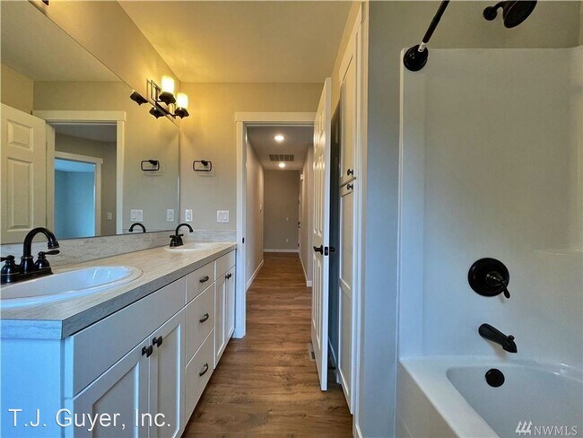Building Photo - 3 br, 2 bath House - 59 Tyce Lane