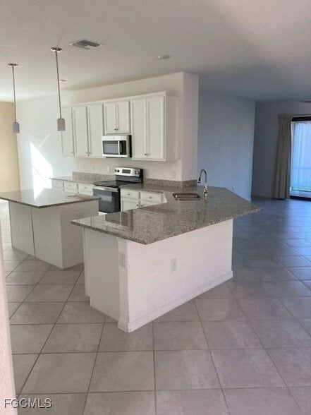 Building Photo - 3261 Altimira Dr