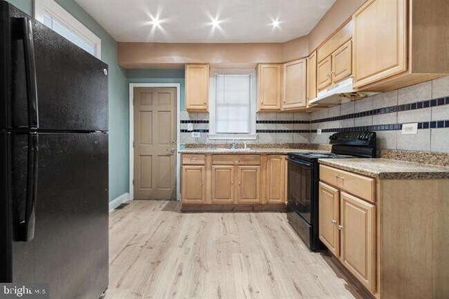 Foto del edificio - 743 E Willard St