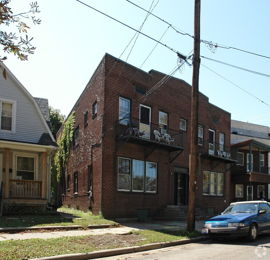 Foto del edificio - 620 W Osborne St