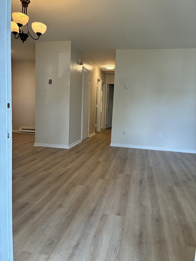 Building Photo - 1224 24th St
