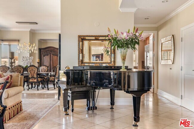 Foto del edificio - 10727 Wilshire Blvd