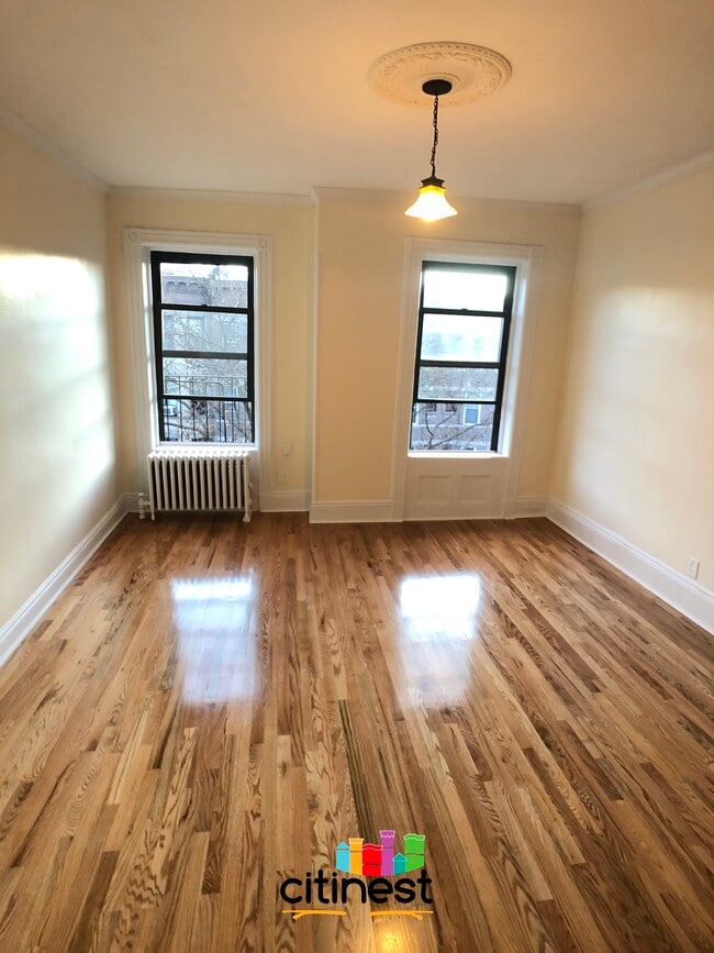 Building Photo - 157 Garfield Pl