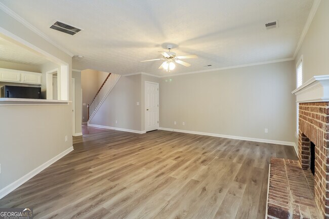 Foto del edificio - 4982 Truitt Ln