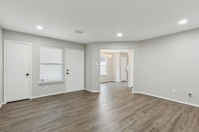 Foto del edificio - Single Family Home