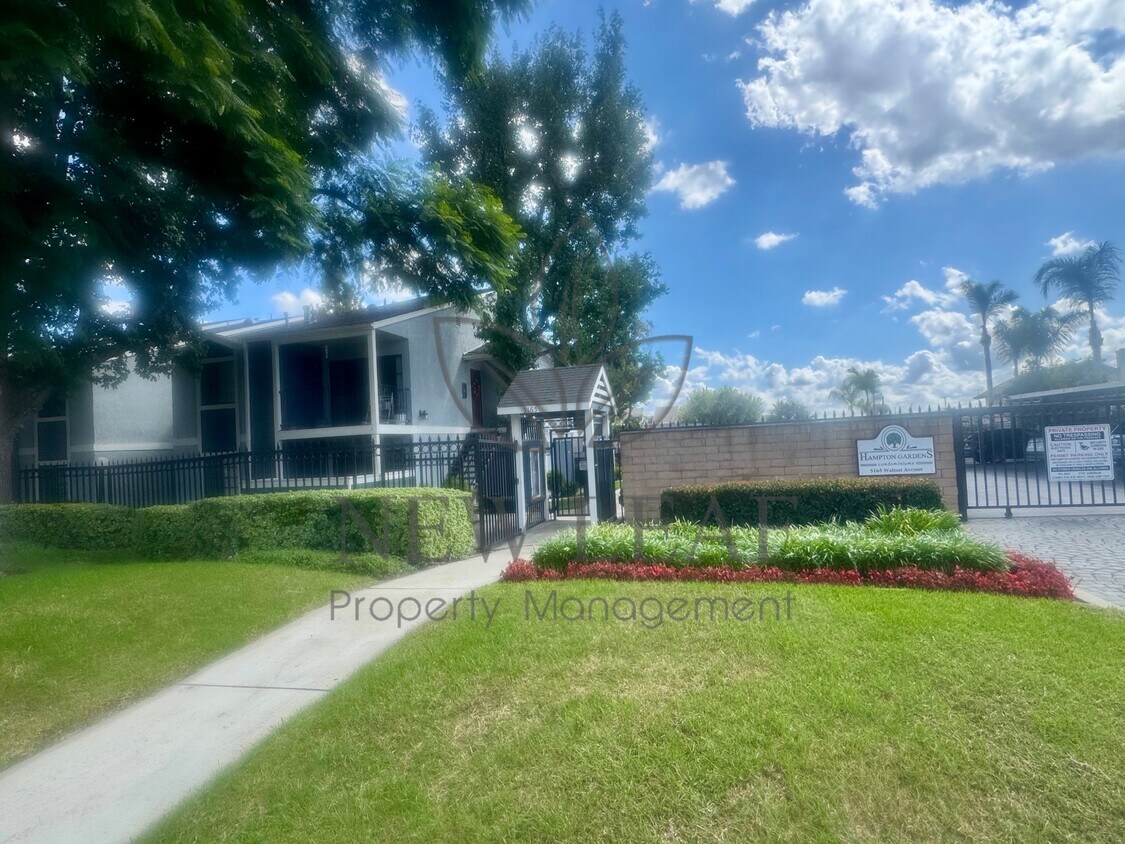 Primary Photo - 5165 Walnut Ave