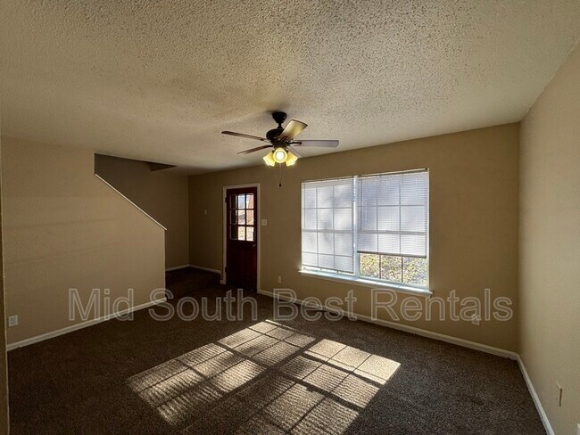 Foto del edificio - 2002 Scotty Ct