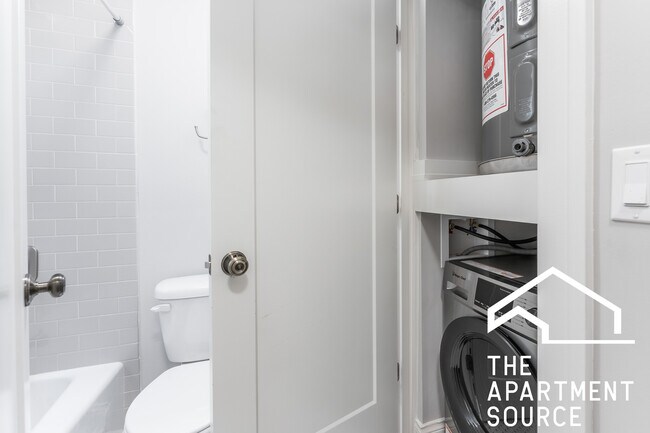 Foto del edificio - 640 W Wrightwood Ave