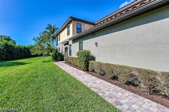 Building Photo - 9512 Napoli Ln