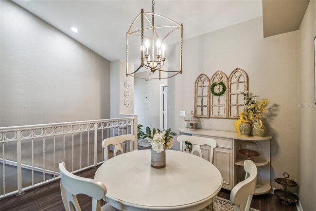 Foto del edificio - 628 Arbor Lake Ln