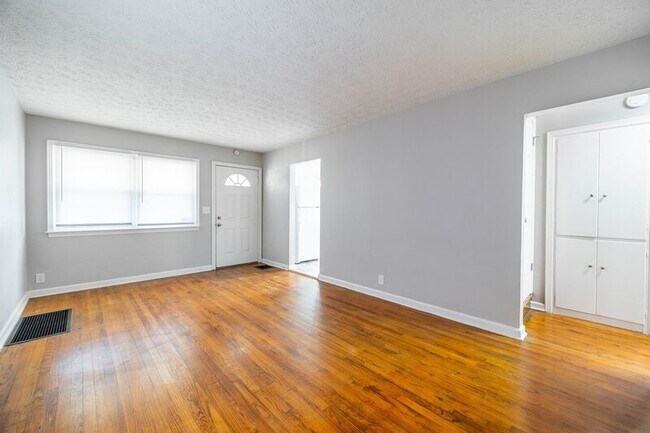 Foto del edificio - 2273 Homestead Dr