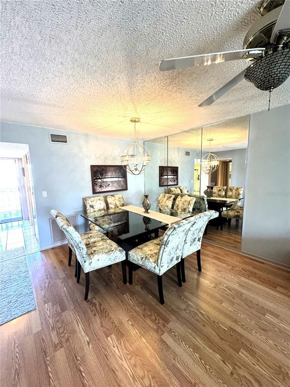 Foto del edificio - 1753 Belleair Forest Dr