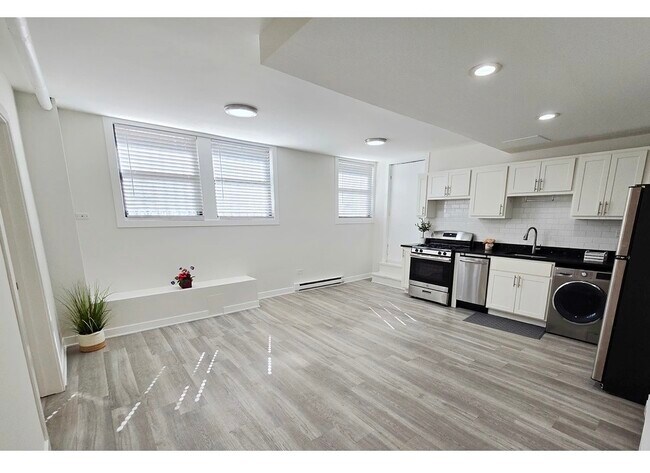 Foto del edificio - 732 W Roscoe St