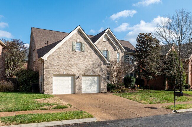 Building Photo - 220 Heathstone Cir