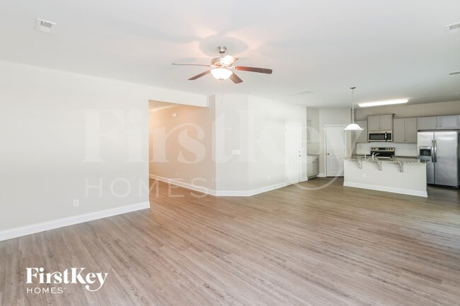 Foto del edificio - 9131 Marion Oaks Dr