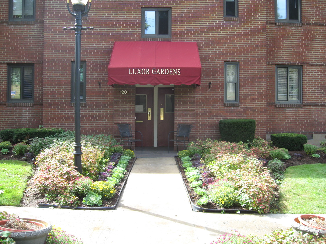Primary Photo - 1201 Heeney Ave