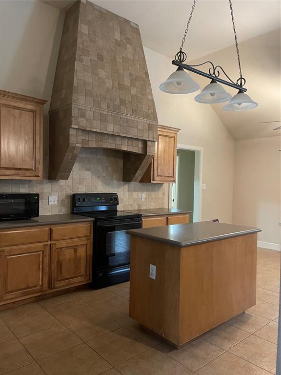 Building Photo - 123 Loblolly Ln
