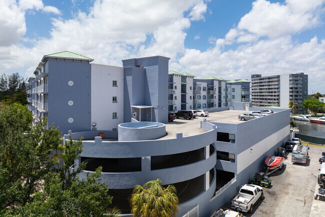 Foto del edificio - River Run South Condo