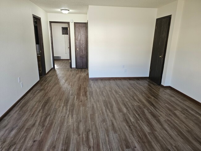 Building Photo - The Madison Duplex