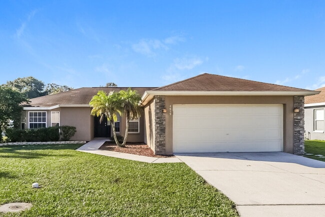Building Photo - 4619 Great Blue Heron Dr