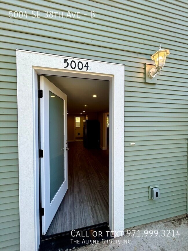 Foto del edificio - 5004 SE 38th Ave