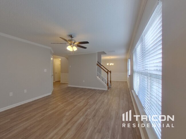 Building Photo - 7310 Ravanna Dr