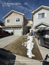 Building Photo - 371 Marina Dr