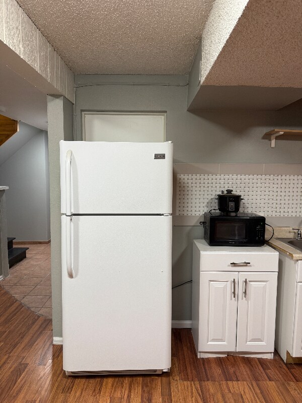 Foto del edificio - 10749 Varese Ln