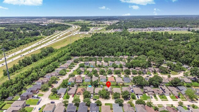 Foto del edificio - 22815 Sherioaks Ln