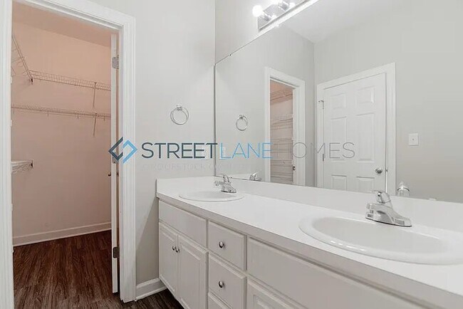 Foto del edificio - 3520 Wescott Dr NW