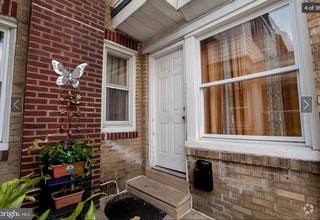 Building Photo - 2914 McKinley St